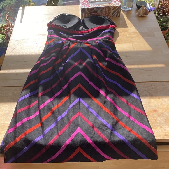 Strapless dress - Picture 2 of 5